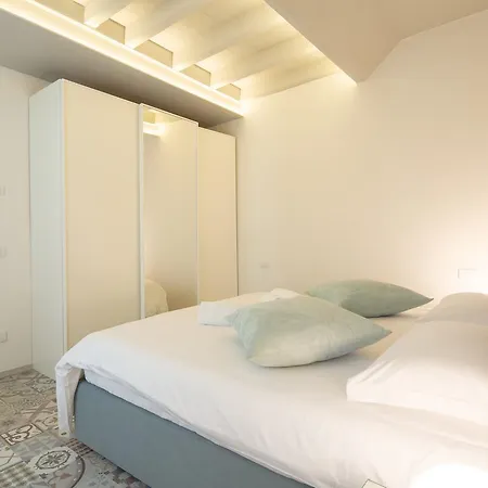 Carapelli Apartments-3